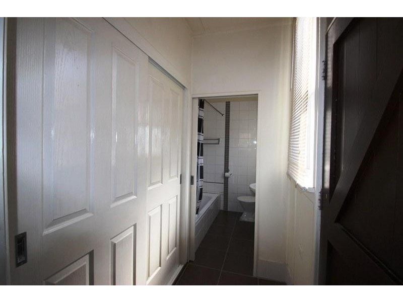 226 Swan Street, North Albury NSW 2640