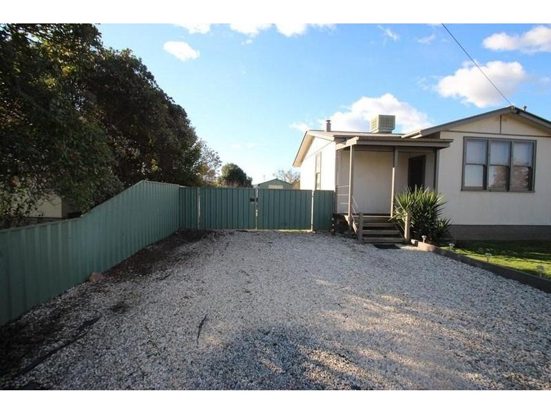226 Swan Street, North Albury NSW 2640