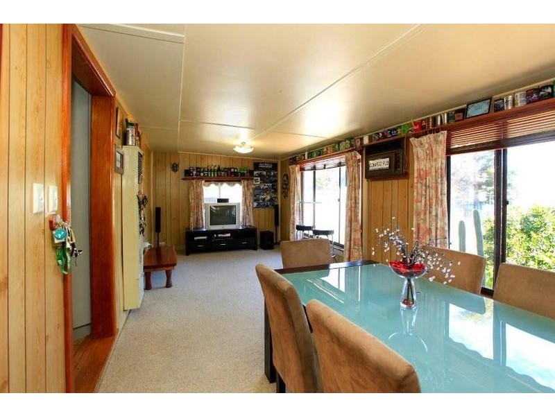 391 Hedley Crescent, Lavington NSW 2641