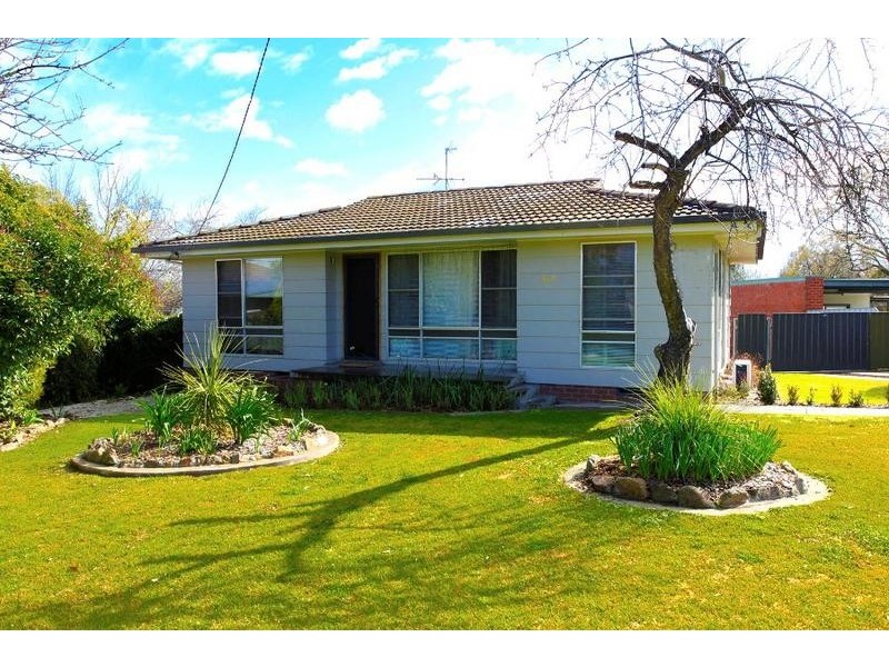 365 Kentucky Avenue, Lavington NSW 2641