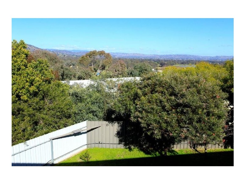 279 Bimbadeen Avenue, East Albury NSW 2640