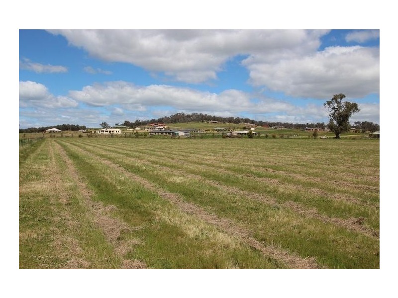 Lot 96, 136 Tynan Road, Table Top NSW 2640