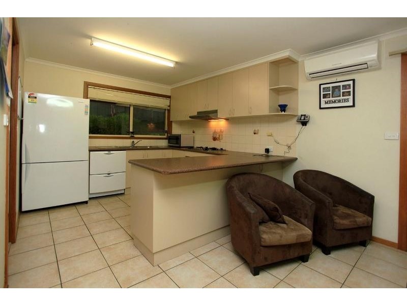 1/6 Southernview Drive, West Albury NSW 2640