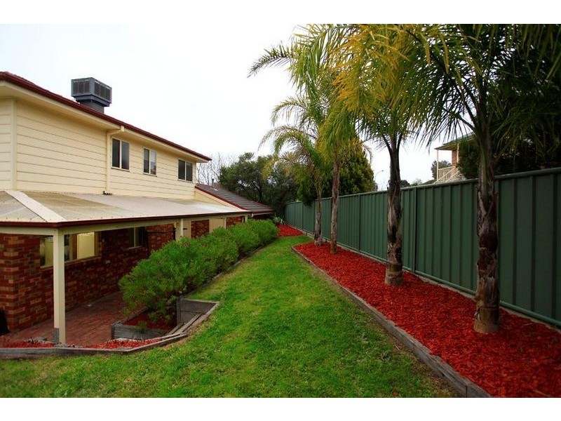 1/6 Southernview Drive, West Albury NSW 2640