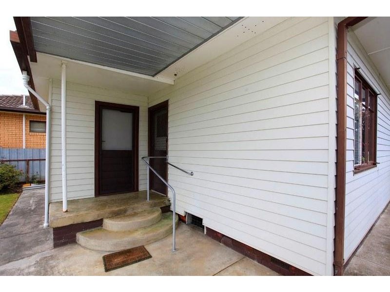 594 Kemp Street, Lavington NSW 2641