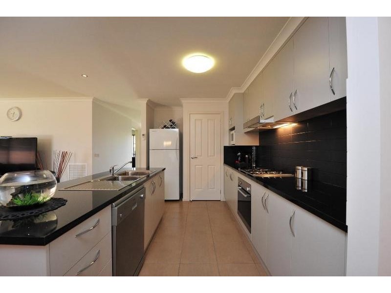 435 Bevan Street, Lavington NSW 2641