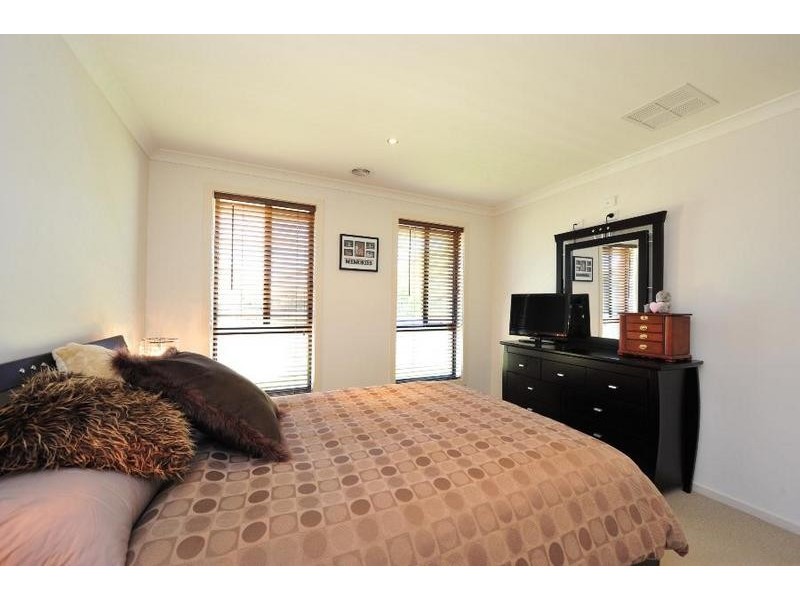 435 Bevan Street, Lavington NSW 2641