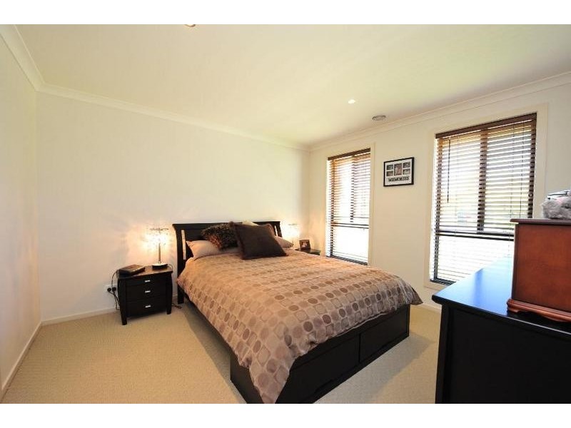 435 Bevan Street, Lavington NSW 2641