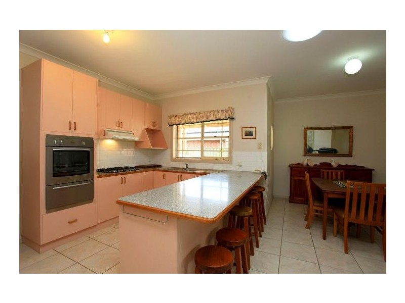 30 Hallam Street, Lavington NSW 2641