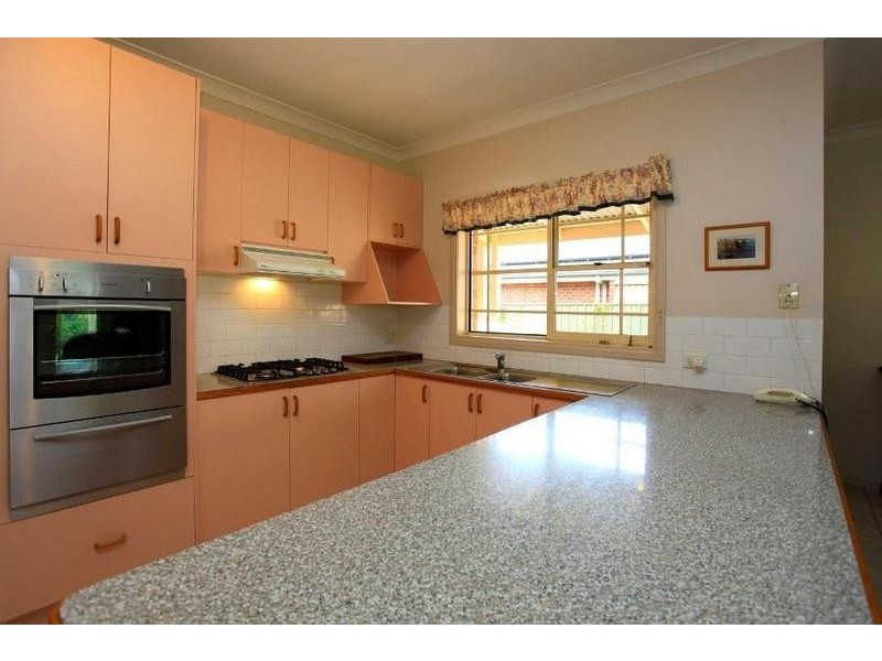 30 Hallam Street, Lavington NSW 2641