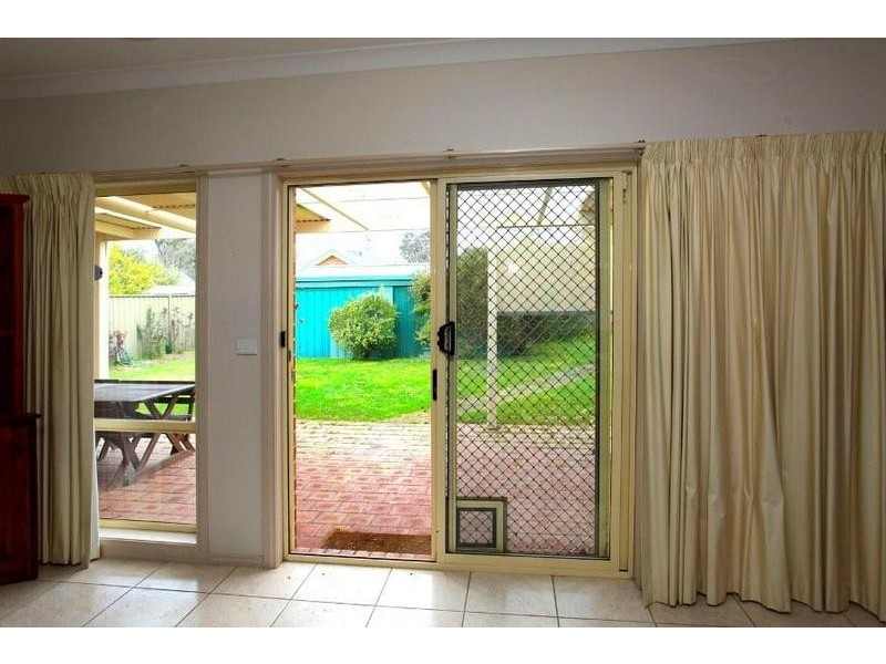 30 Hallam Street, Lavington NSW 2641