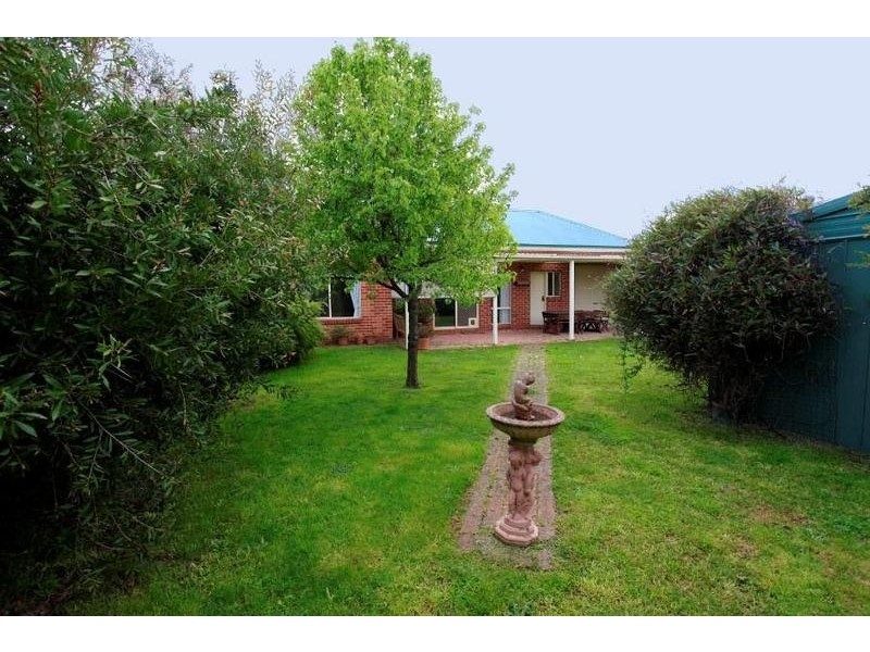 30 Hallam Street, Lavington NSW 2641