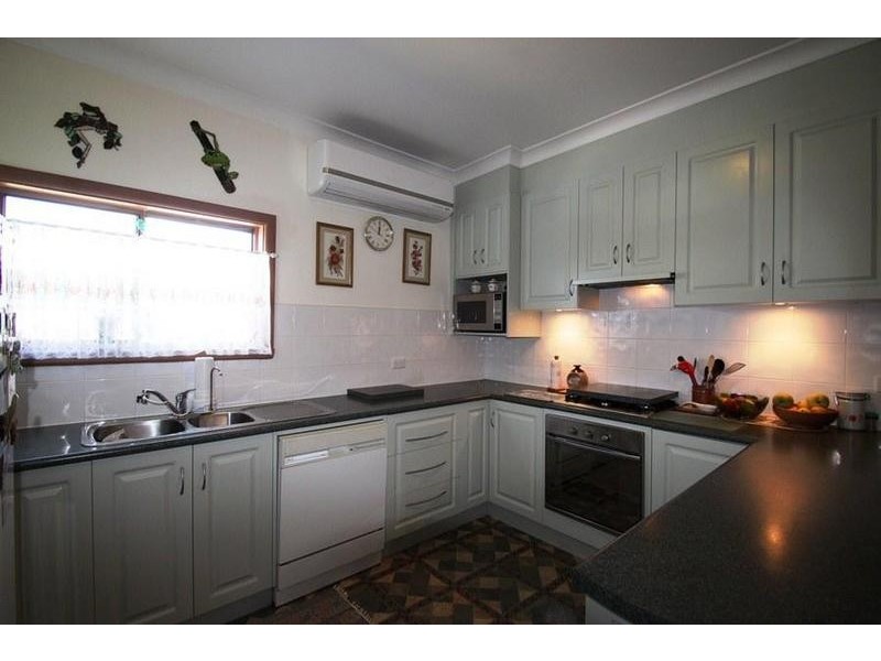 480 Ashford Street, Lavington NSW 2641