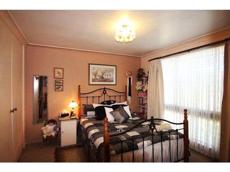 480 Ashford Street, Lavington NSW 2641