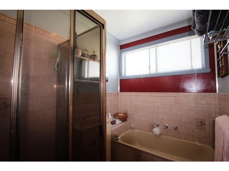 480 Ashford Street, Lavington NSW 2641