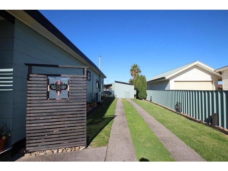 480 Ashford Street, Lavington NSW 2641
