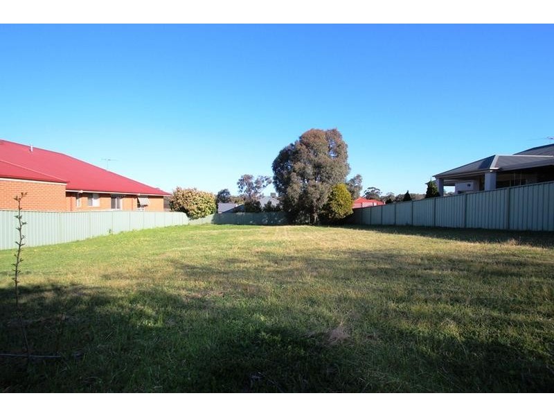 7 Eberle Close, Thurgoona NSW 2640