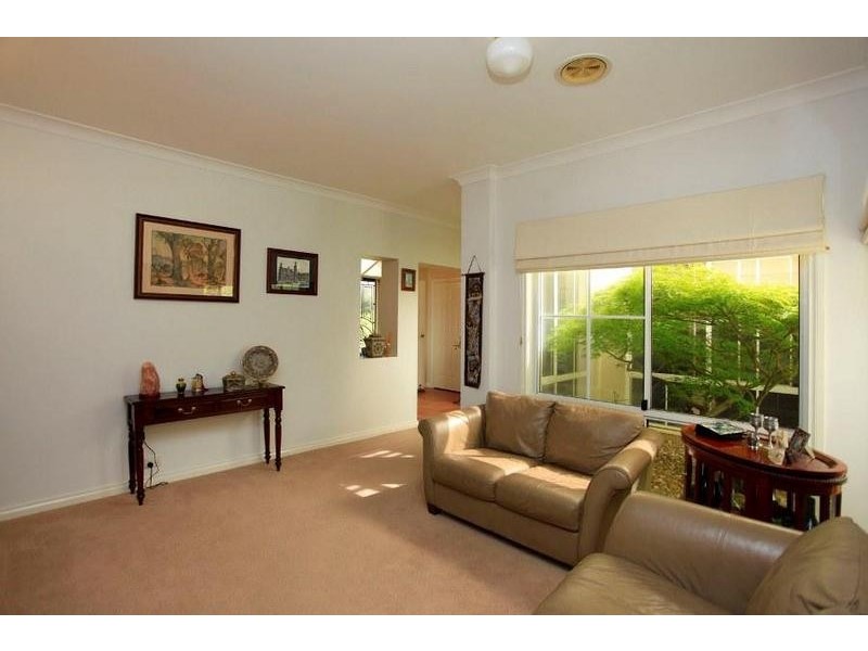 41 Doulton Drive, West Albury NSW 2640