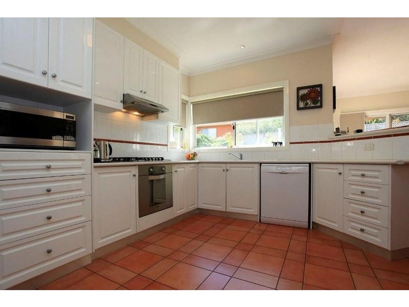 41 Doulton Drive, West Albury NSW 2640