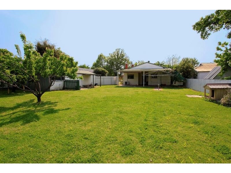 389 Urana Road, Lavington NSW 2641