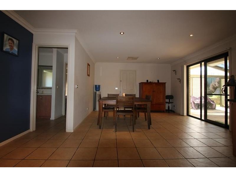 26 Honeysuckle Street, Thurgoona NSW 2640