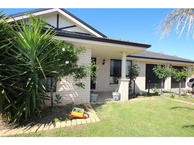 26 Honeysuckle Street, Thurgoona NSW 2640