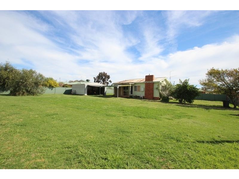 494 Wagga Road, Lavington NSW 2641