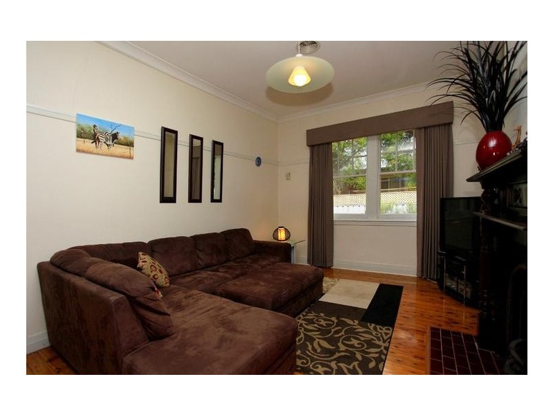 365 North Street, Albury NSW 2640