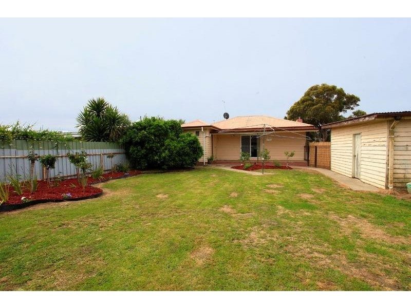 557 Brown Street, Lavington NSW 2641