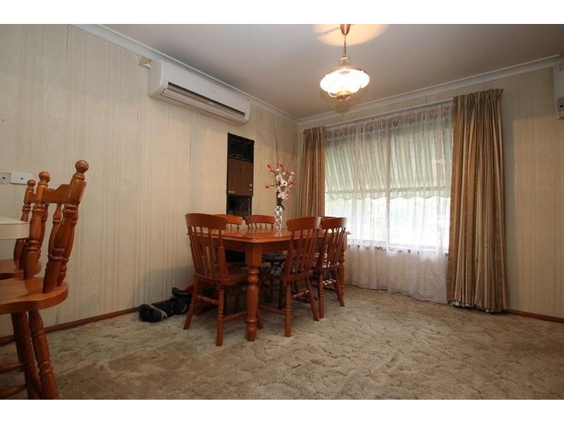 318 Sutherland Street, Lavington NSW 2641