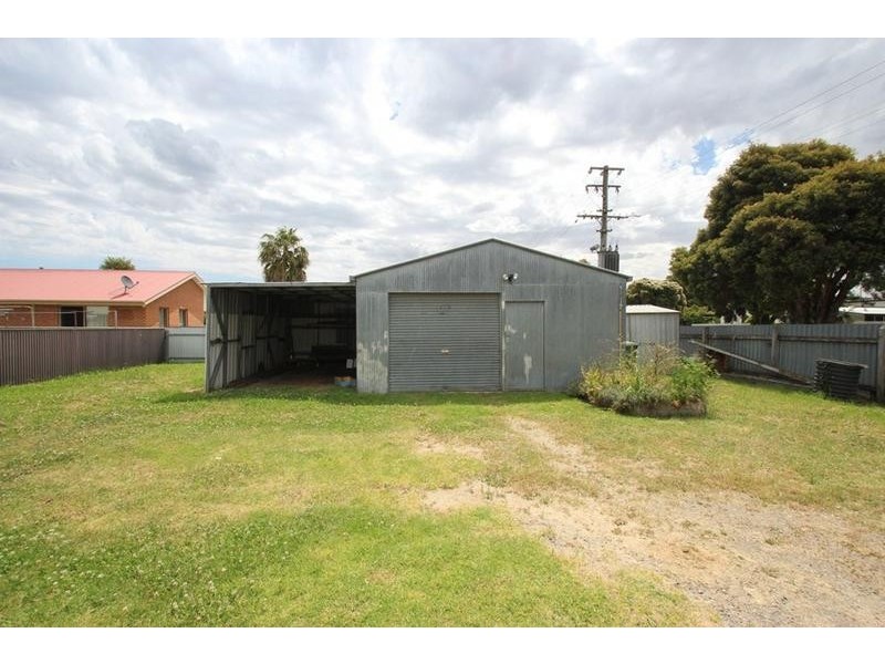 489 Mckenzie Street, Lavington NSW 2641