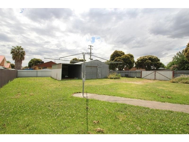 489 Mckenzie Street, Lavington NSW 2641