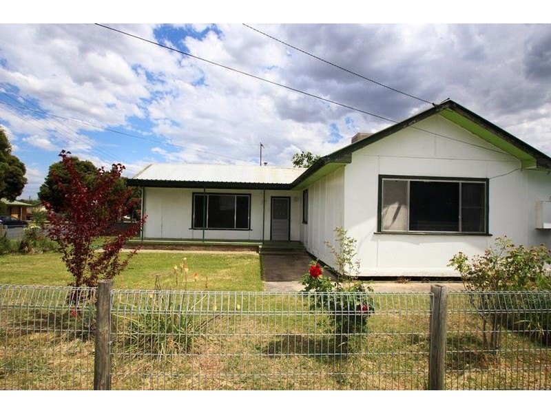 489 Mckenzie Street, Lavington NSW 2641
