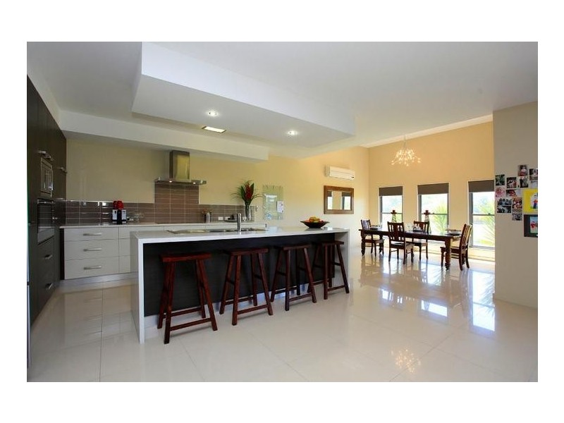 26 Carisbrook Court, Table Top NSW 2640