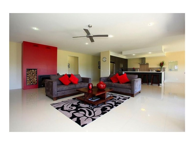 26 Carisbrook Court, Table Top NSW 2640