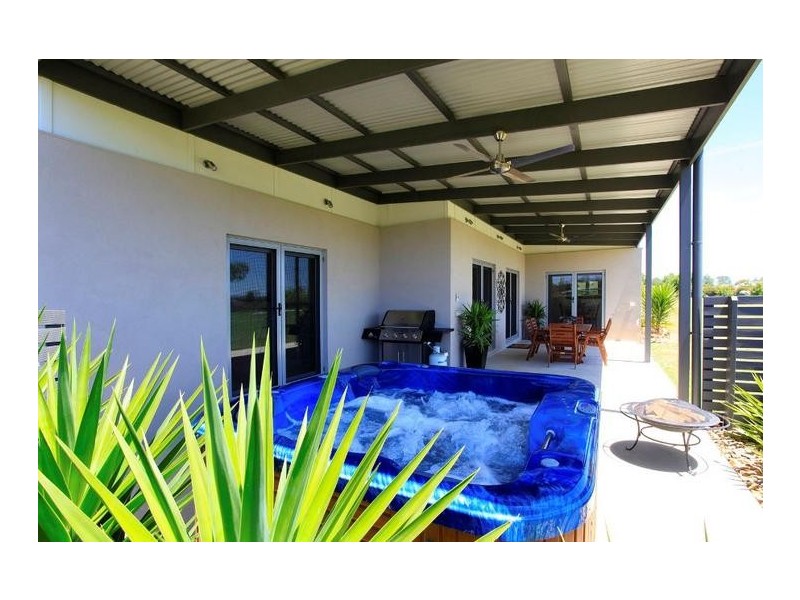 26 Carisbrook Court, Table Top NSW 2640