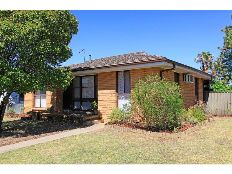 343 Kentucky Avenue, Lavington NSW 2641