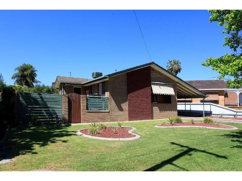 561 Milton Street, North Albury NSW 2640