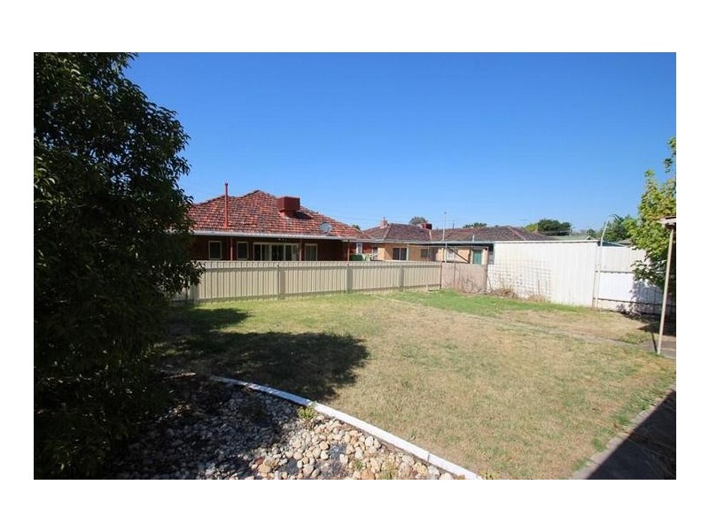 717 Wandoo Crescent, Albury NSW 2640