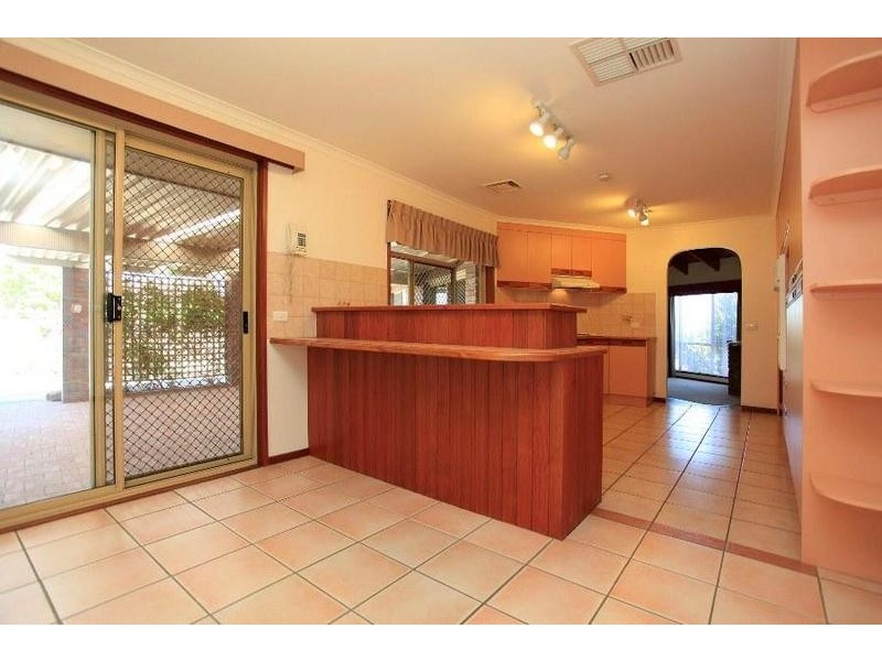 13 Worsley Place, Lavington NSW 2641
