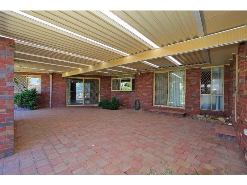 13 Worsley Place, Lavington NSW 2641