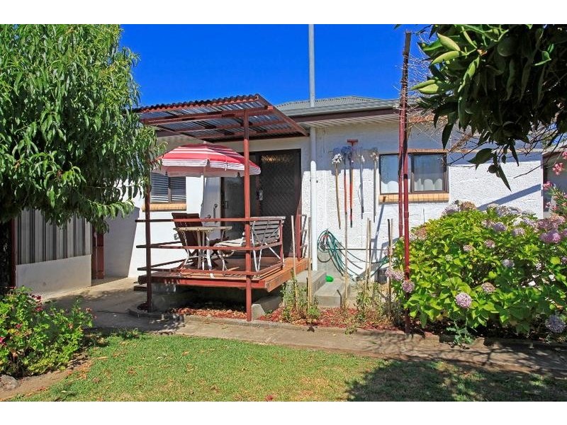 1068 Alemein Avenue, North Albury NSW 2640