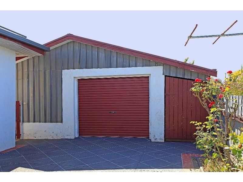 1068 Alemein Avenue, North Albury NSW 2640