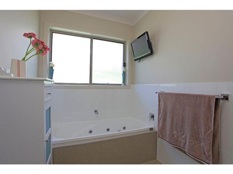 95 Maryville Way, Thurgoona NSW 2640