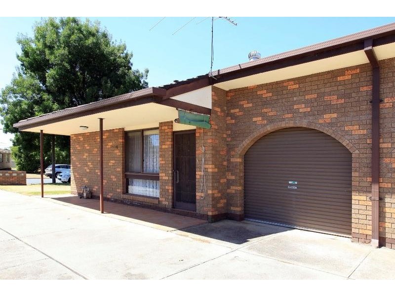 1/515 Margaret Place, Lavington NSW 2641