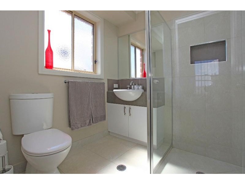 86 Honeyeater Circuit, Thurgoona NSW 2640