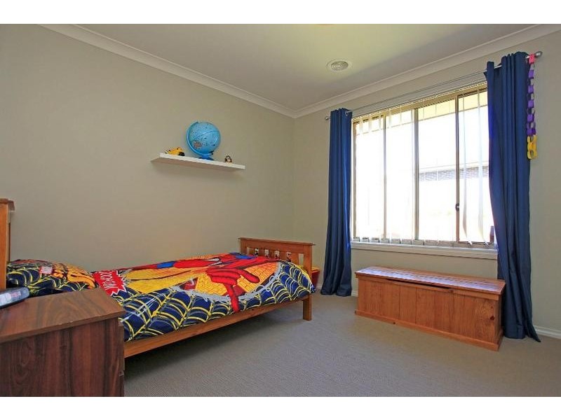 86 Honeyeater Circuit, Thurgoona NSW 2640