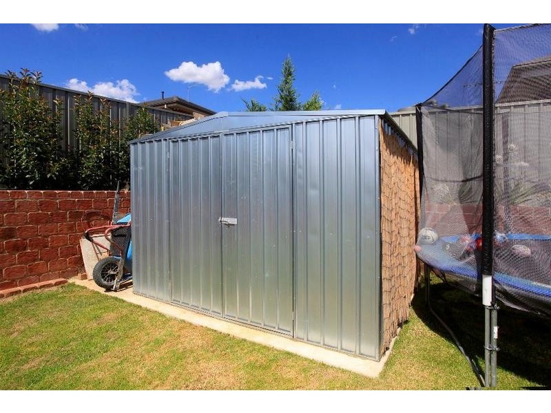 86 Honeyeater Circuit, Thurgoona NSW 2640