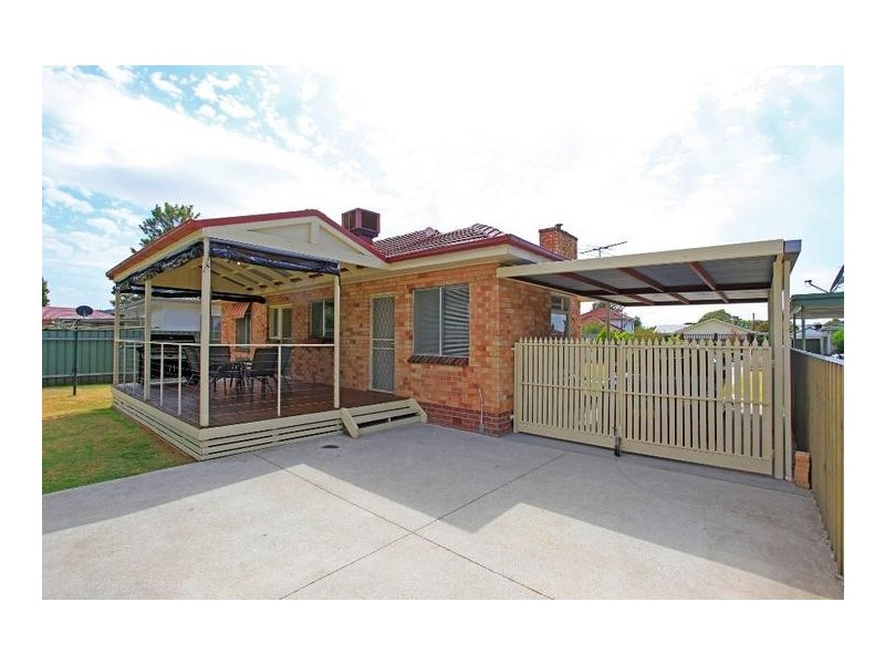 993 Tullimbar Street, North Albury NSW 2640