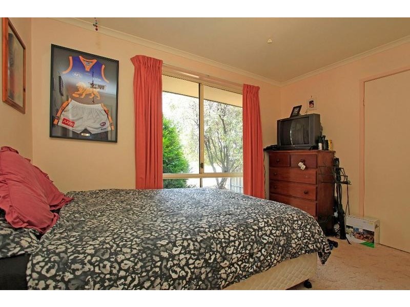 27 Neptune Drive, Lavington NSW 2641